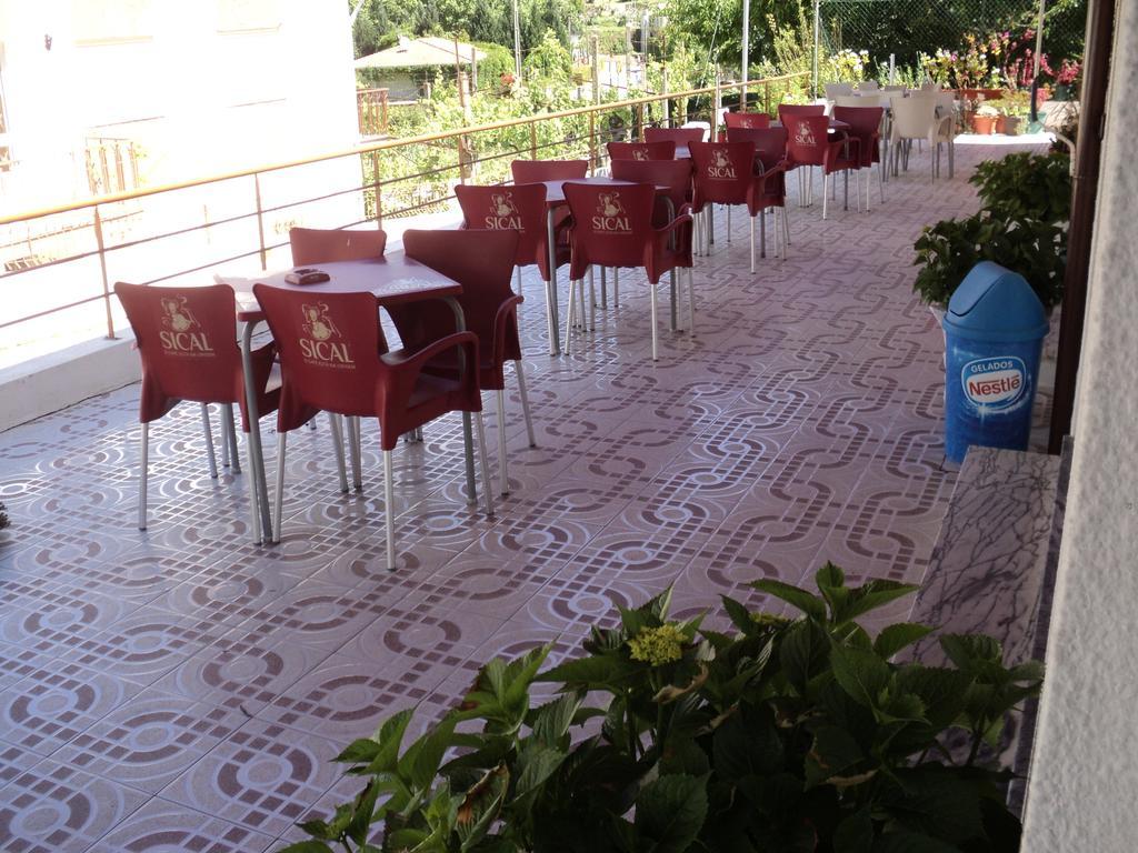 Alojamento Correia Caldelas Buitenkant foto